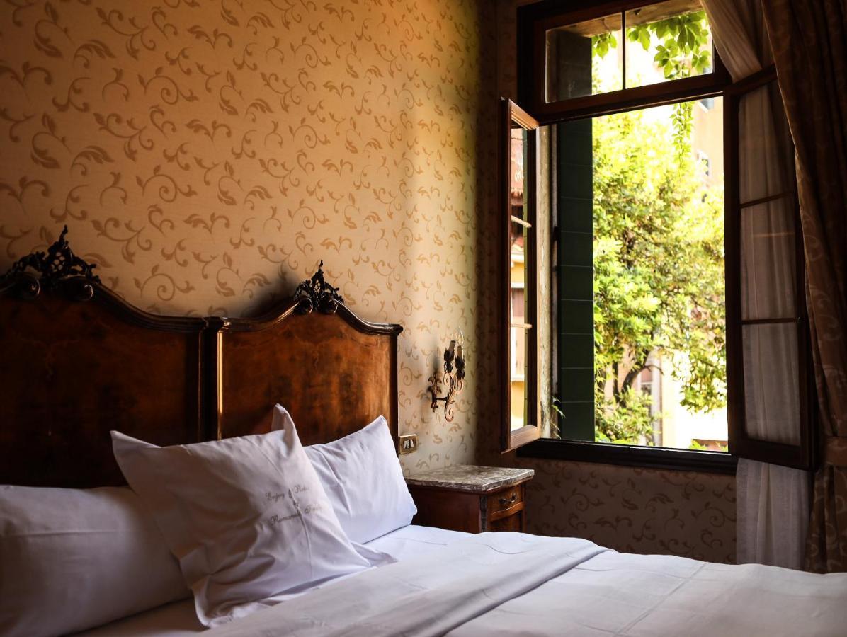 Hotel Flora Venise