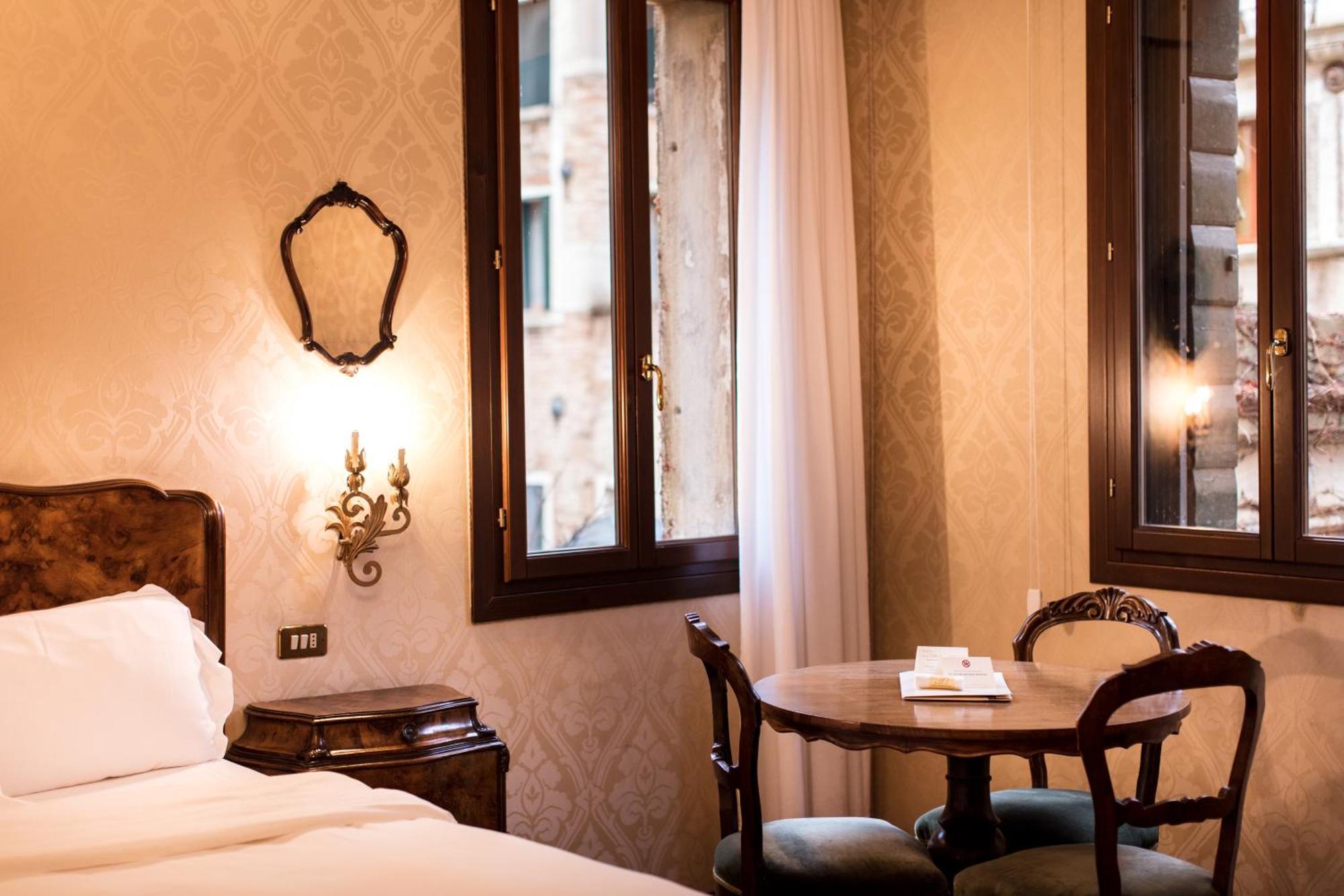 Flora Hotel Venise